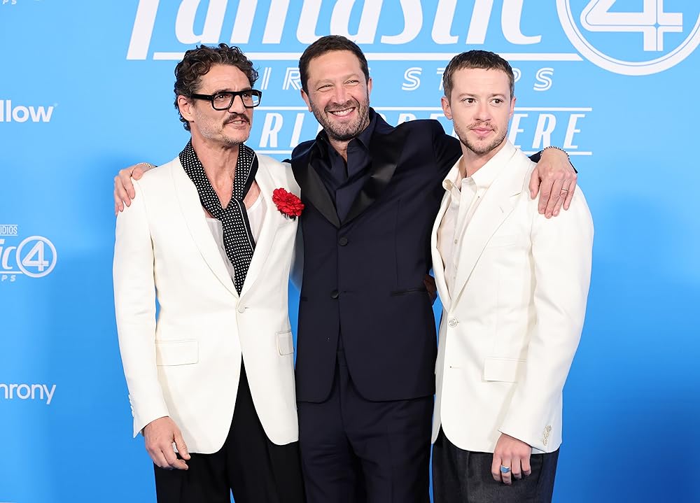 چهار شگفت‌انگیز: گام‌های نخست