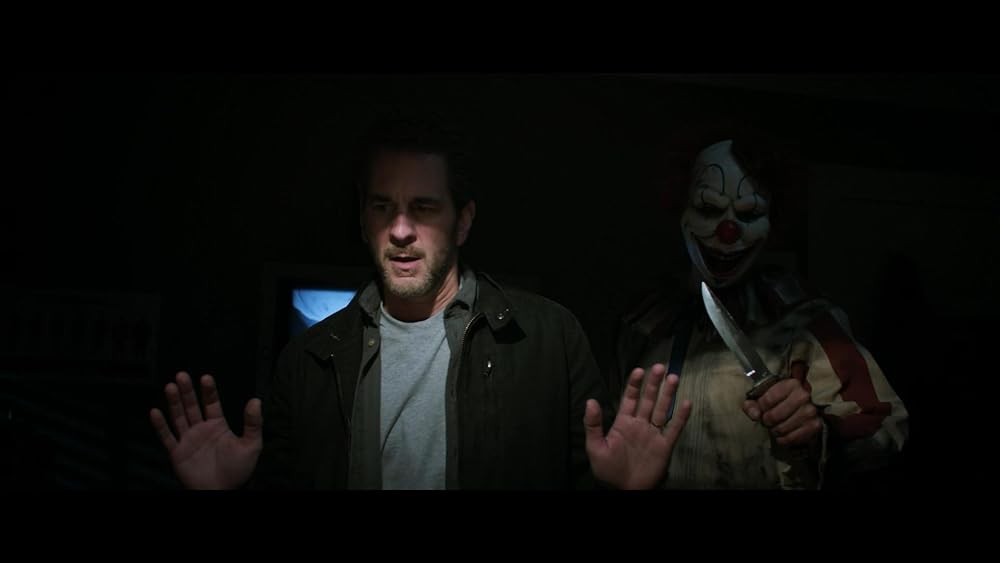 دلقک در مزرعه ذرت