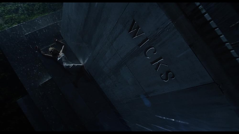 آنچه در وحشی گذشت؛ مروری بر فصل اول