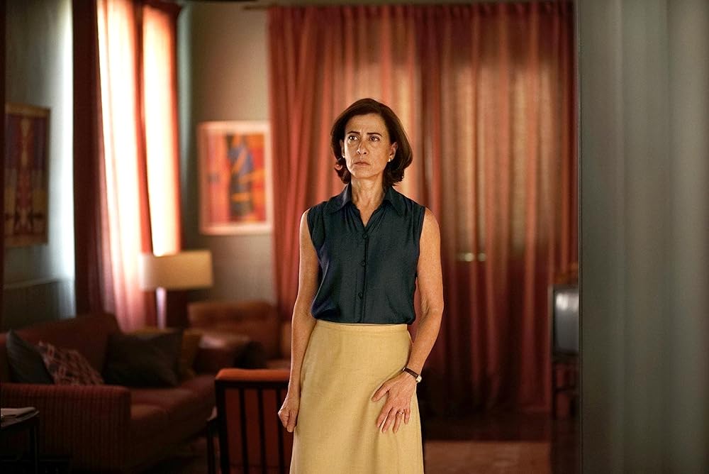 هنوز اینجا هستم