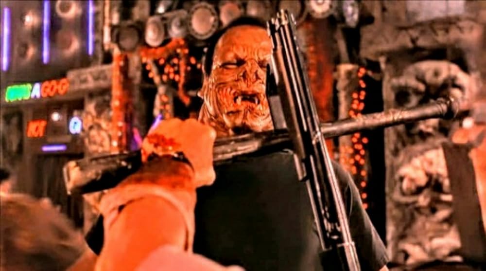 از گرگ‌ و میش تا سحر