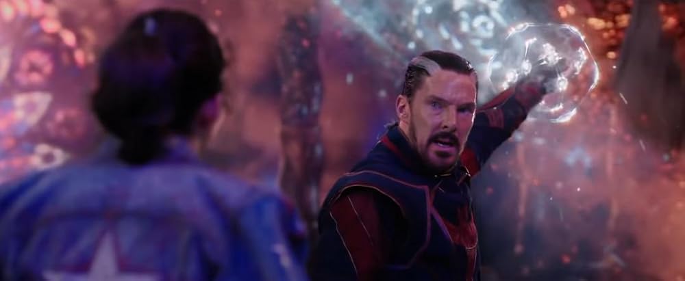 دکتر استرنج در چندجهانی جنون