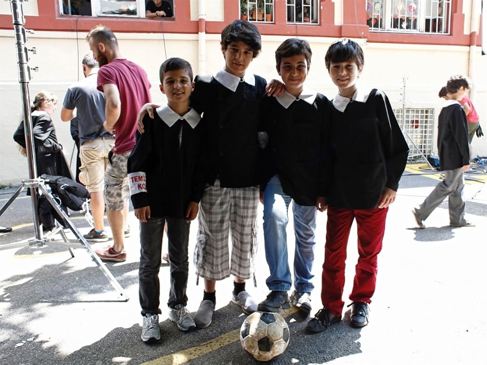 رقص با شغال‌ ها ۳