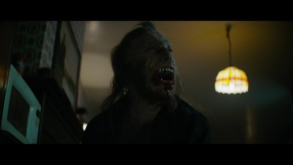 مرد گرگ نما