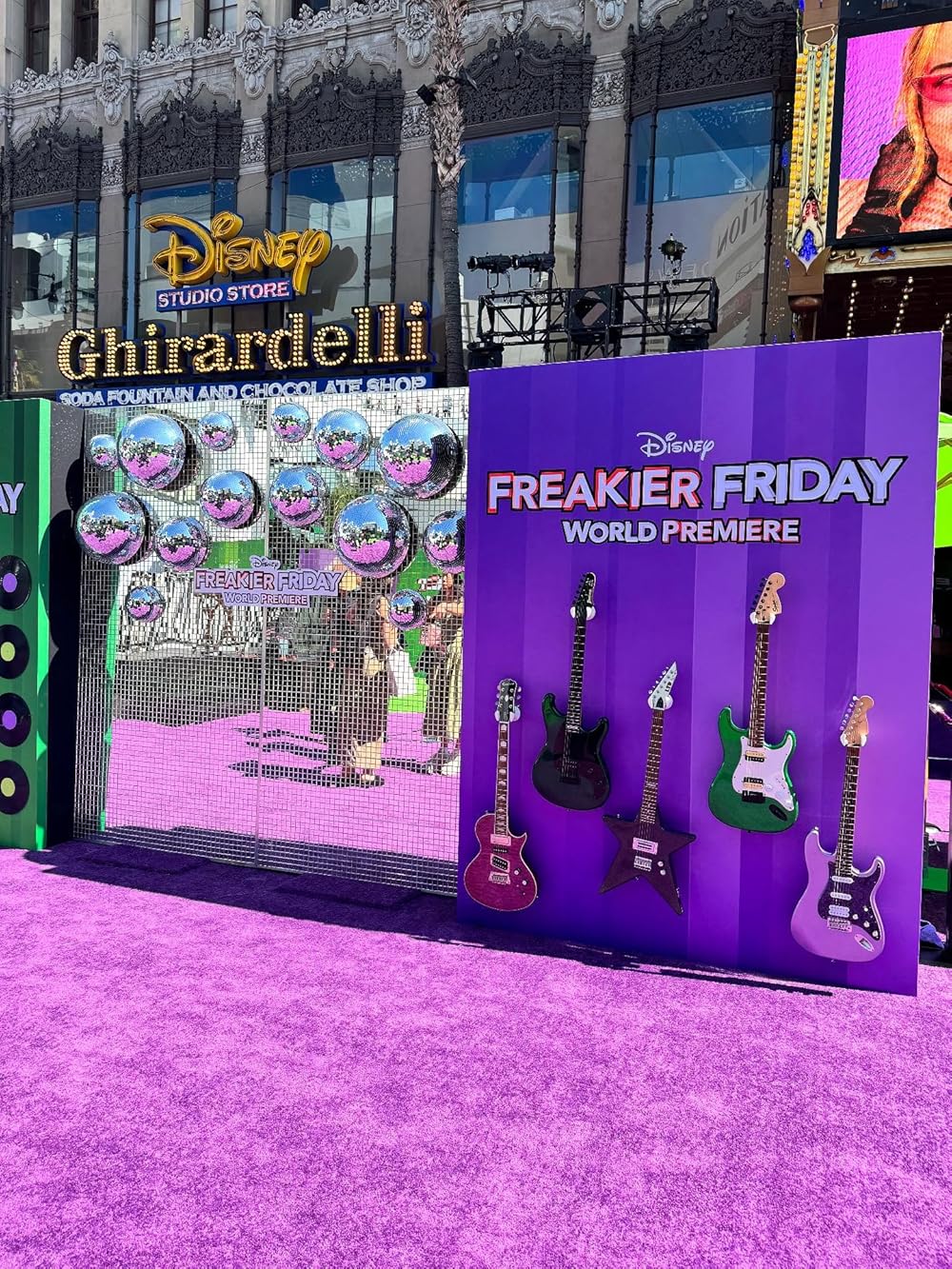 جمعه عجیب تر