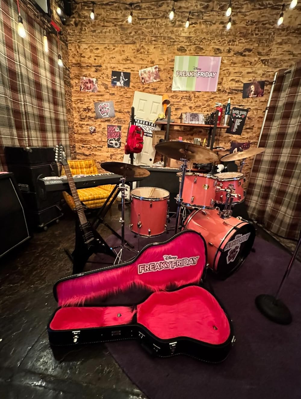 جمعه عجیب تر