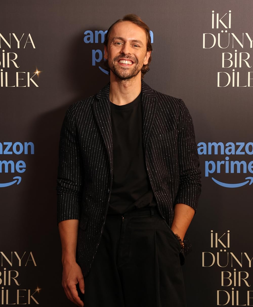 دو جهان یک آرزو