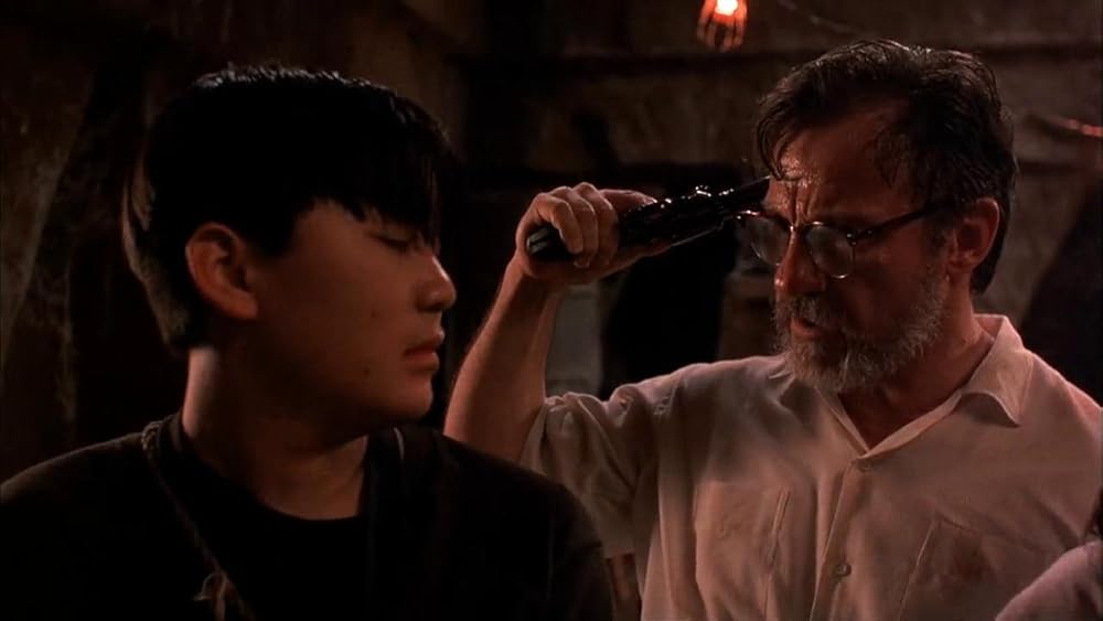 از گرگ‌ و میش تا سحر