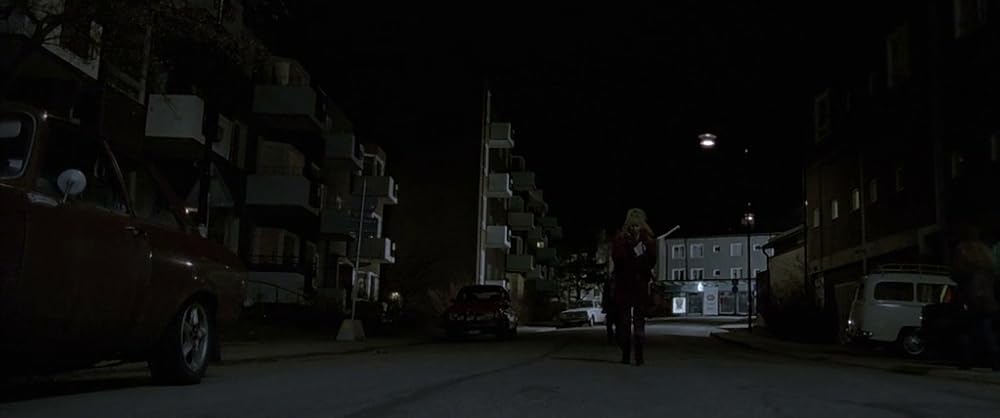 آدم درست را راه بده