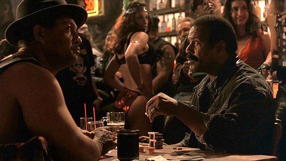 از گرگ‌ و میش تا سحر