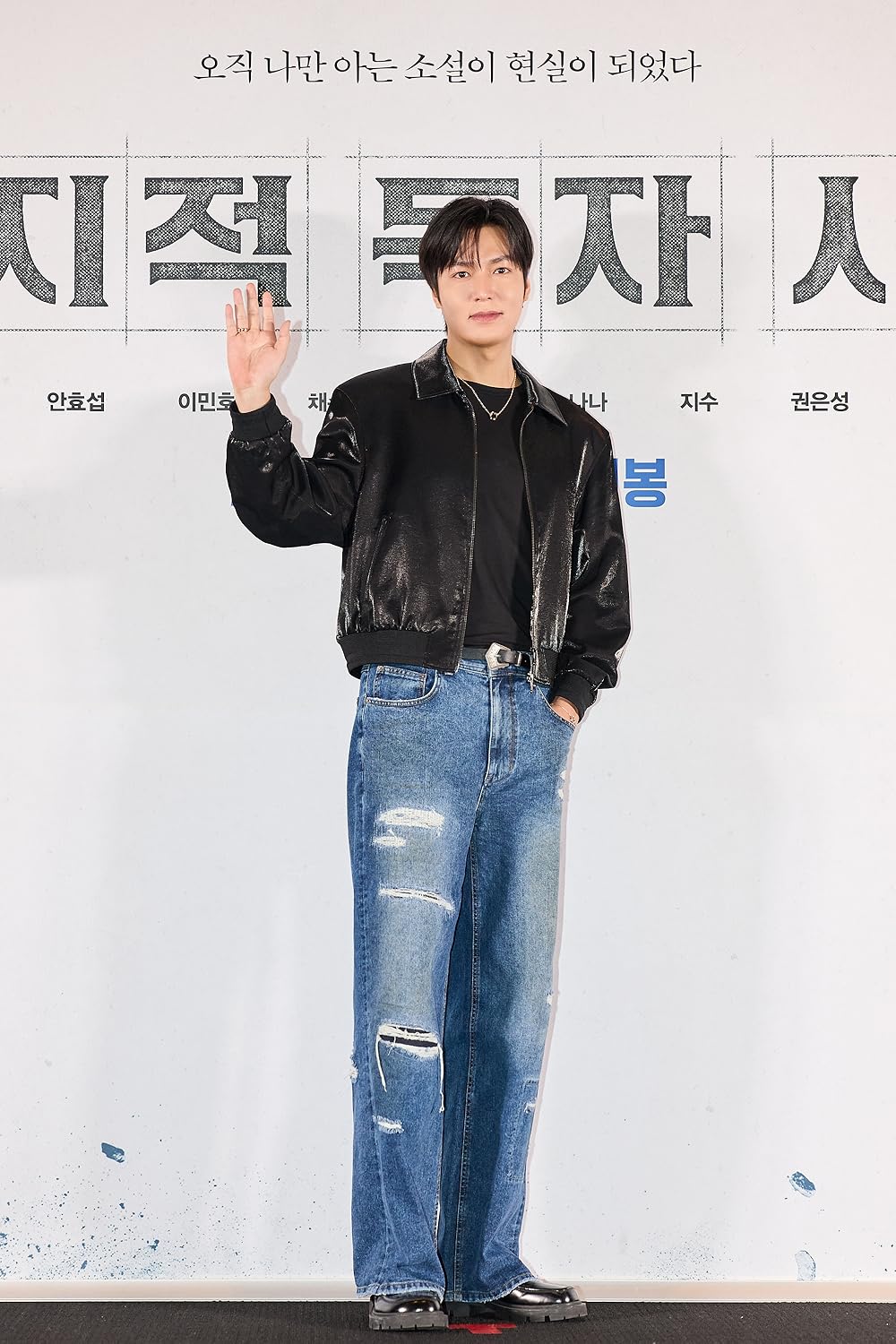 خواننده دانای کل: پیشگویی