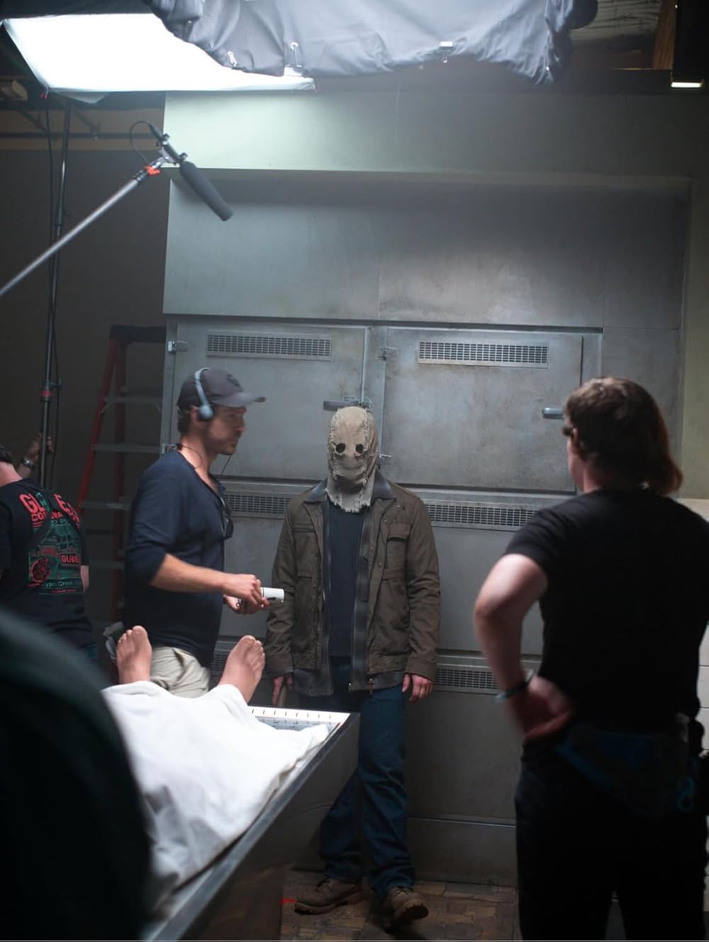 غریبه ها بخش ۲