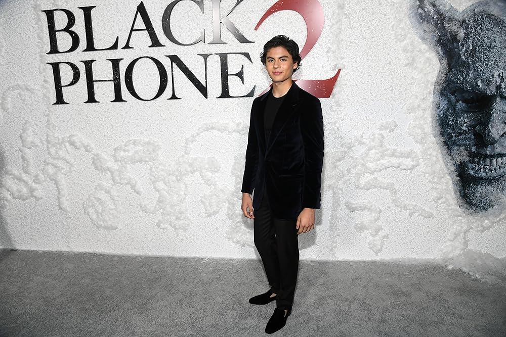 تلفن سیاه ۲