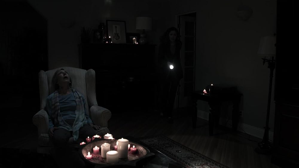 توطئه‌ آمیز