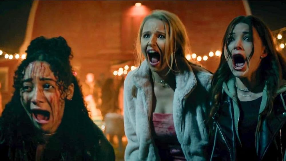 دلقک در مزرعه ذرت