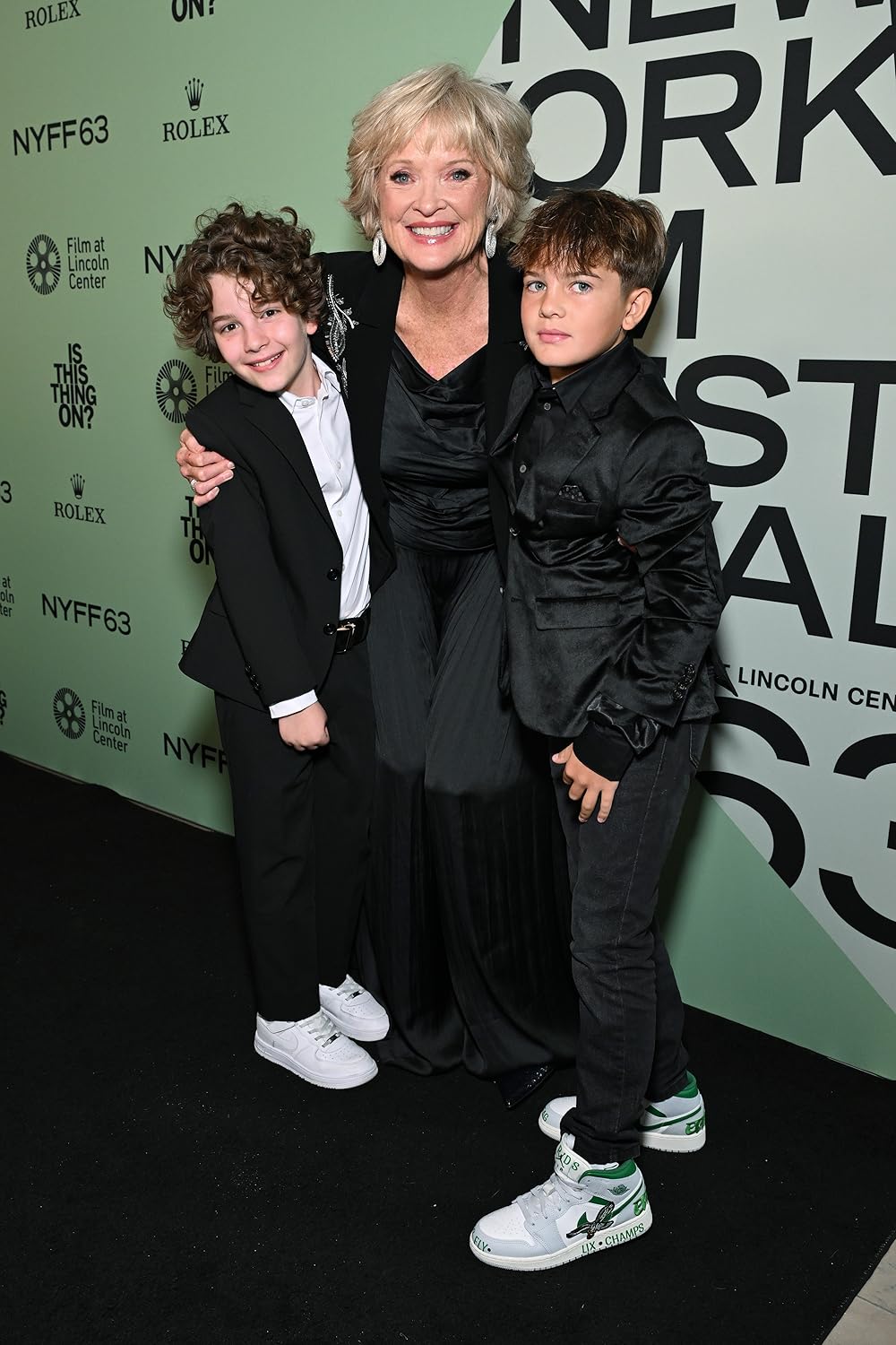 آیا این چیز روشن است؟