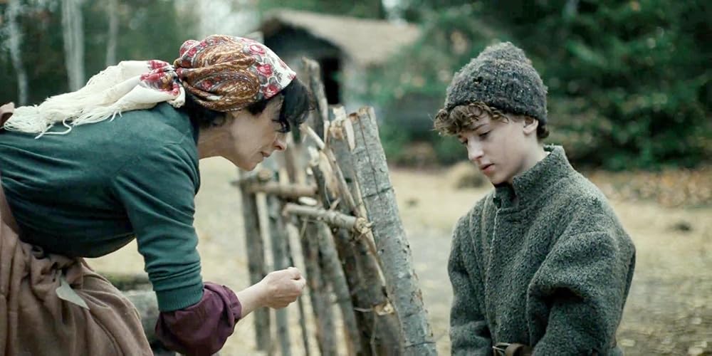 پسر در جنگل