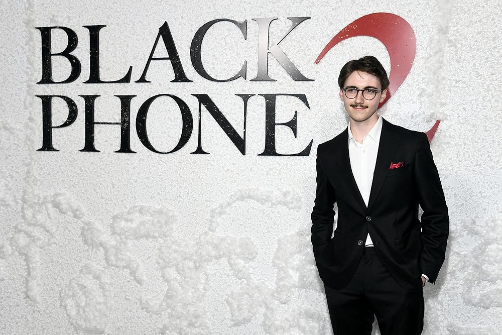 تلفن سیاه ۲