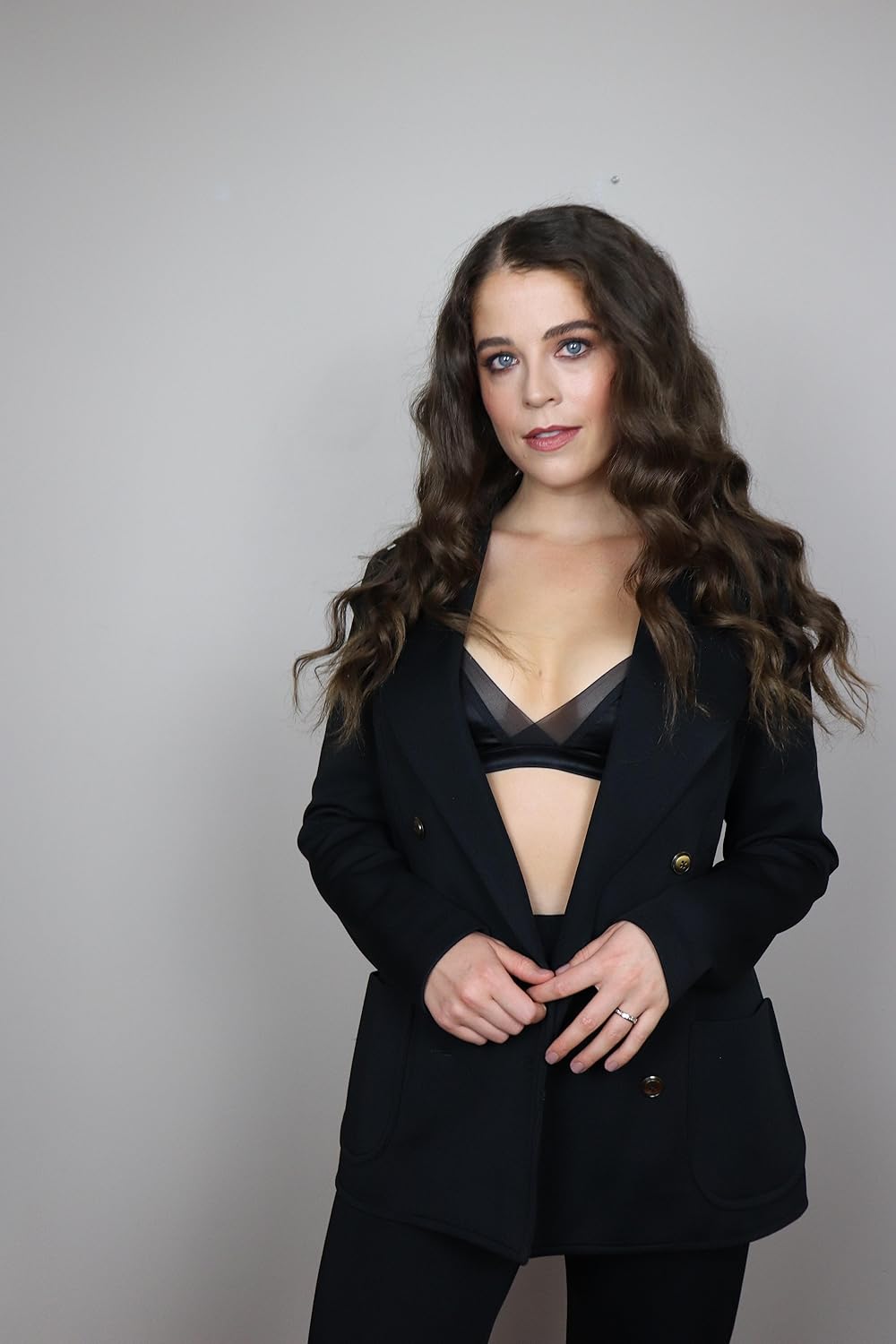 گردنبند نفرین شده