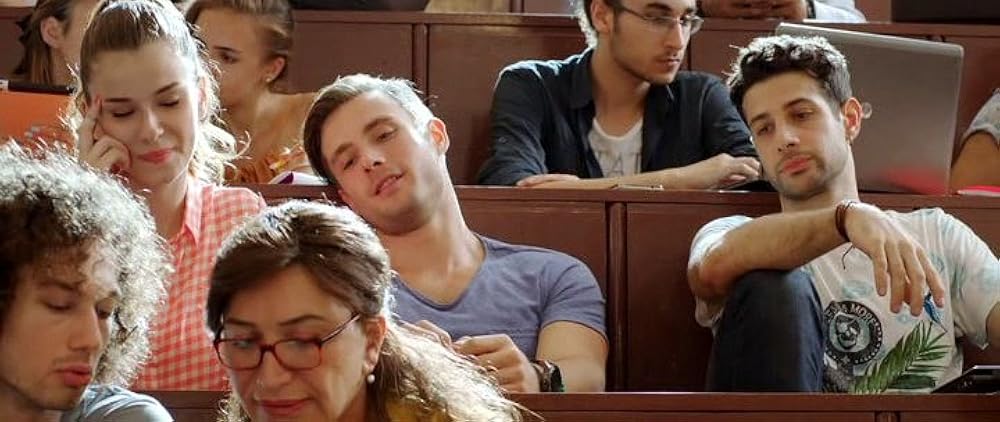 زندگی نادیده خانم