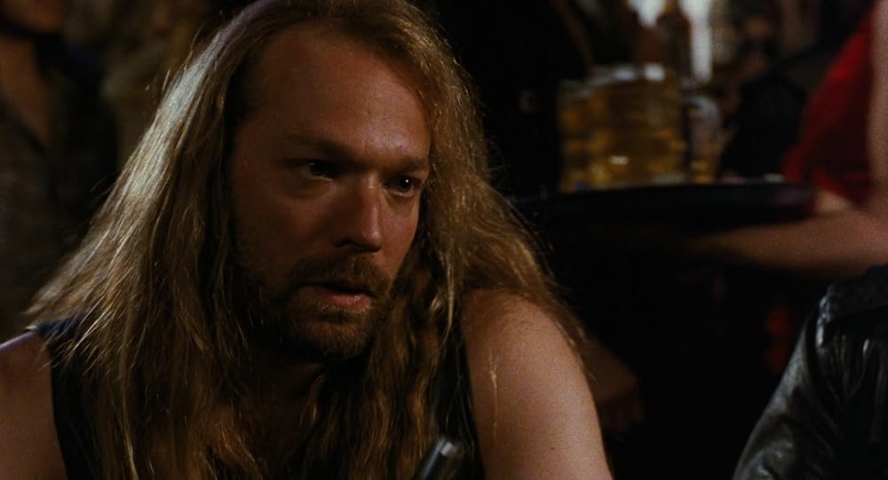 از گرگ‌ و میش تا سحر