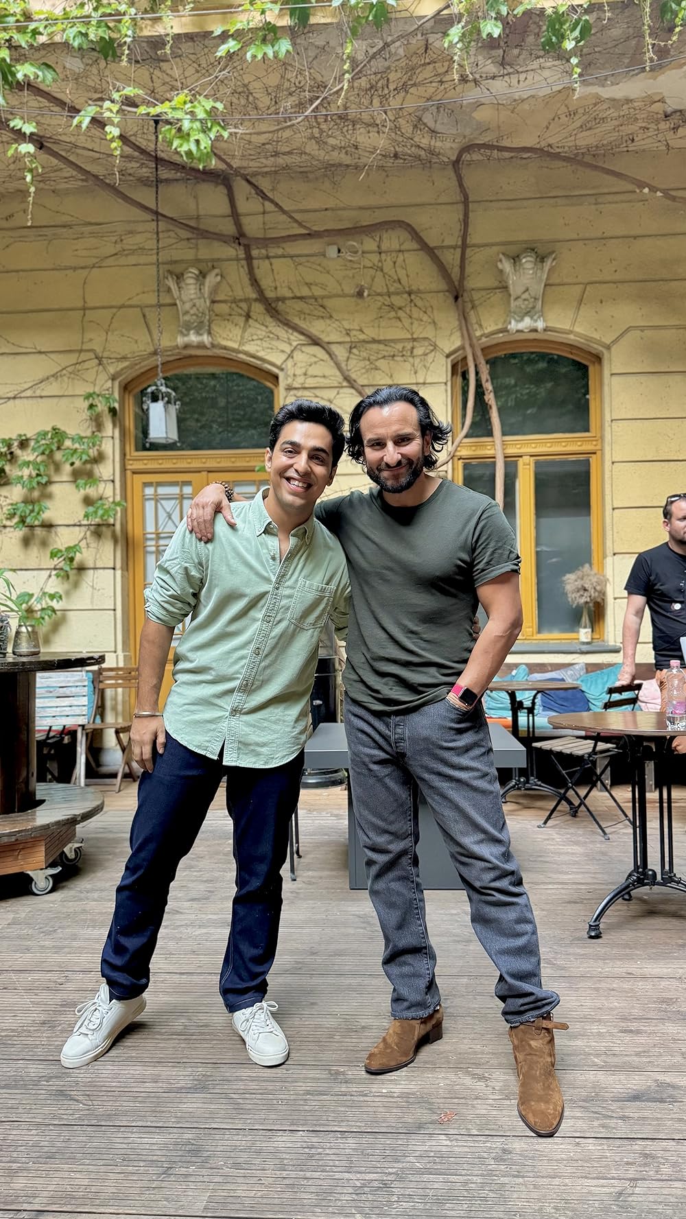 سارقان جواهر: مأموریت الماس سرخ