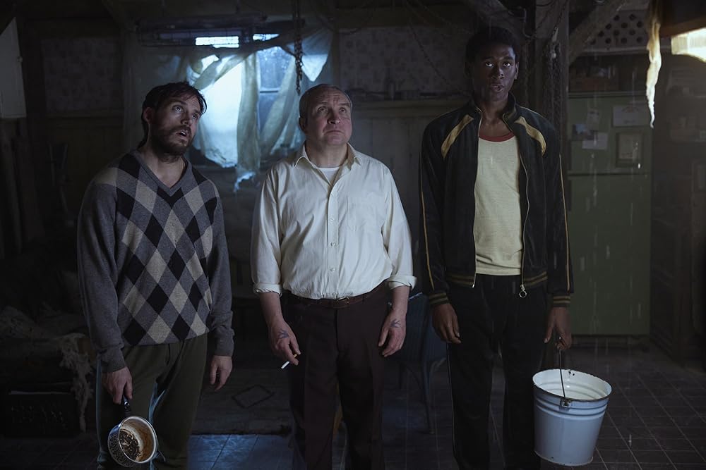 همه شیاطین اینجا هستند