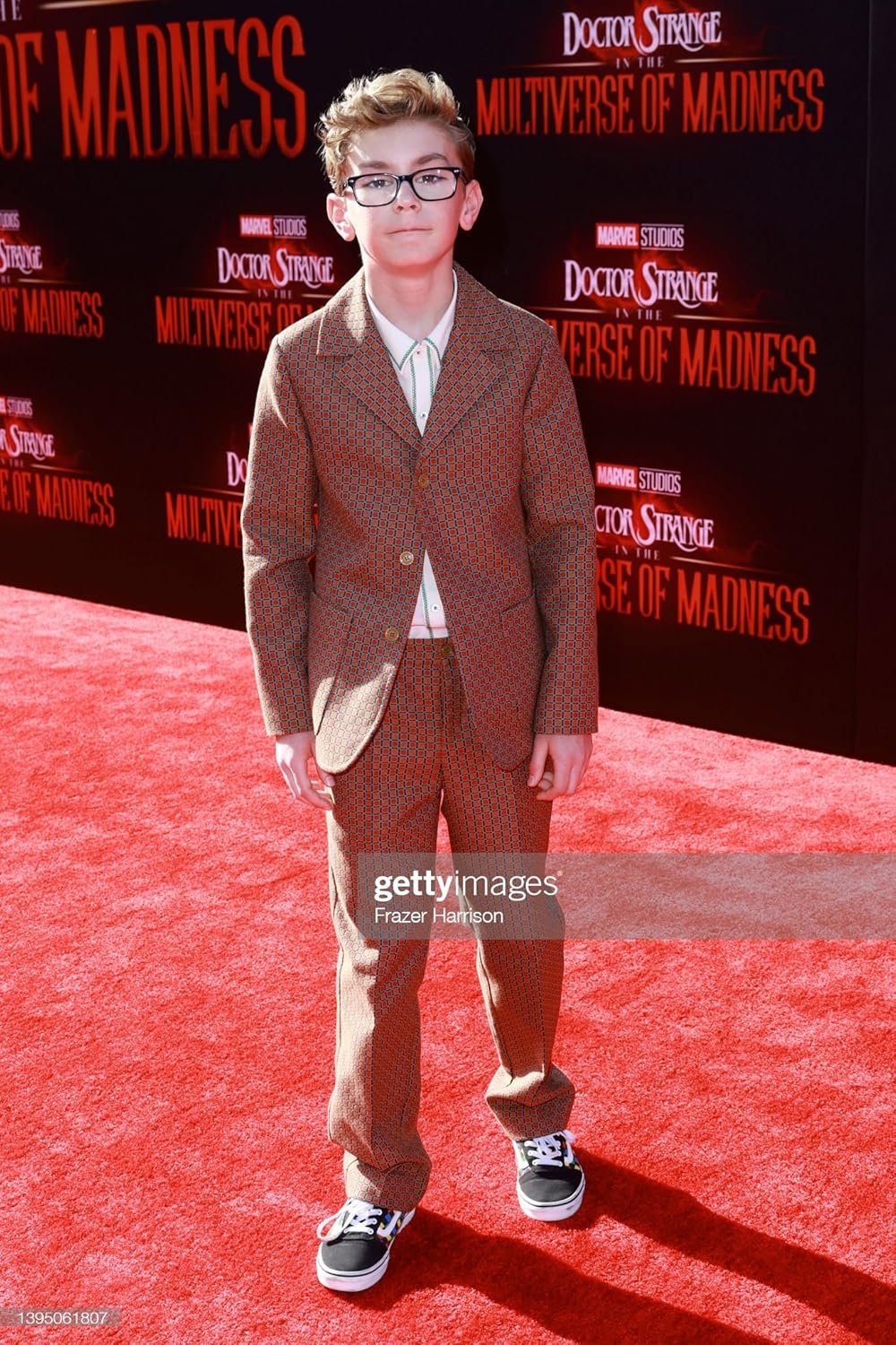 دکتر استرنج در چندجهانی جنون