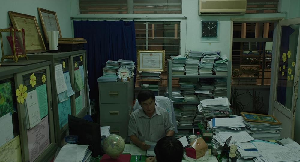 درون پوسته پیله زرد