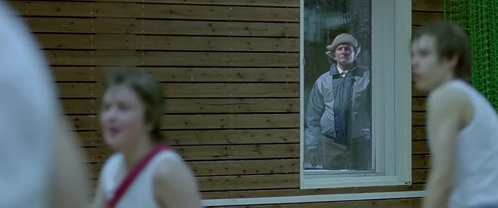 آدم درست را راه بده