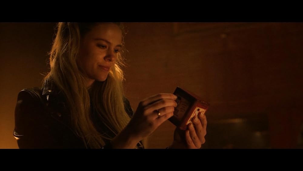 دلقک در مزرعه ذرت