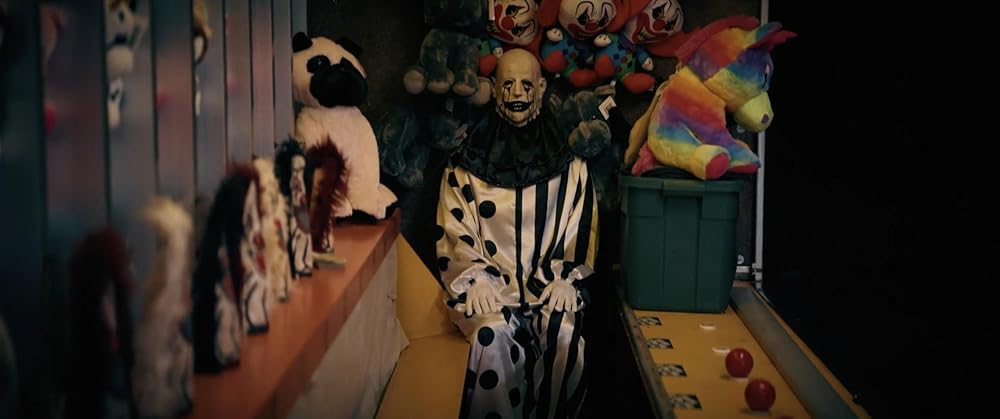 خانه جهنمی: دودمان