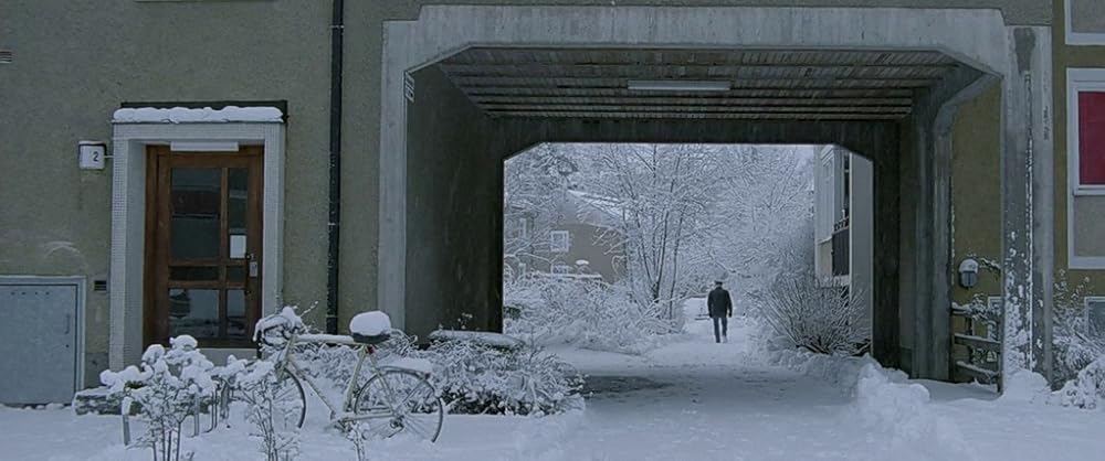 آدم درست را راه بده