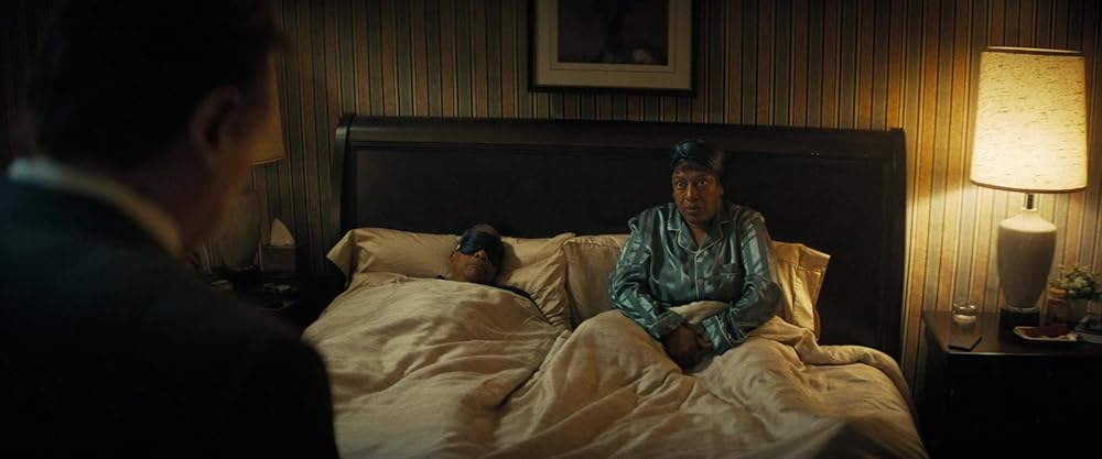 اسلحه برهنه