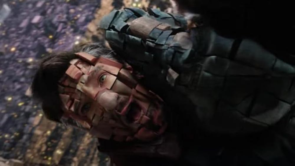 دکتر استرنج در چندجهانی جنون