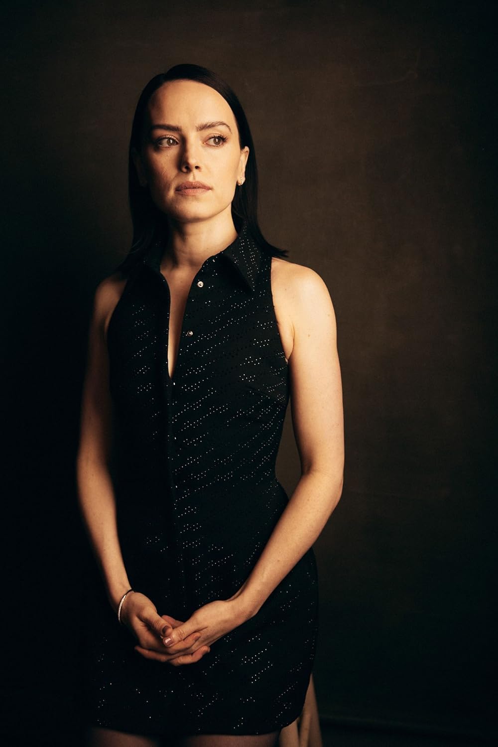 ما مردگان را دفن می‌کنیم