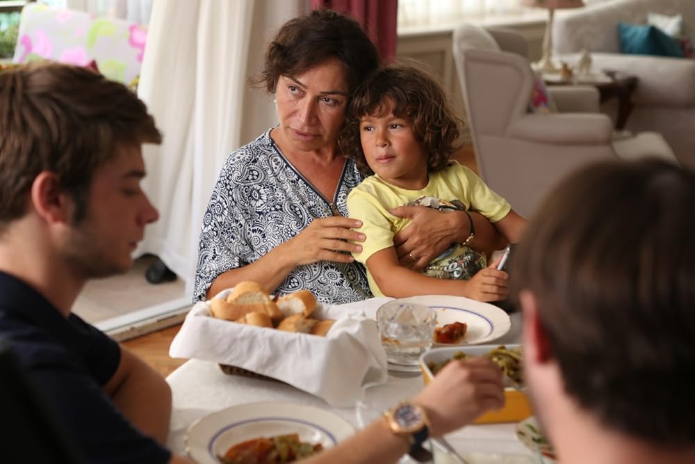 زندگی نادیده خانم