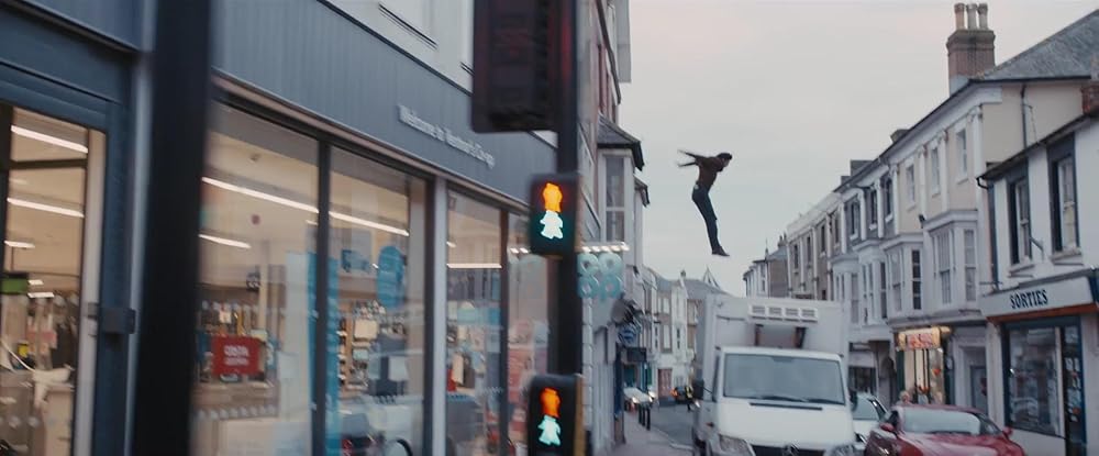 یک قهرمان اکشن