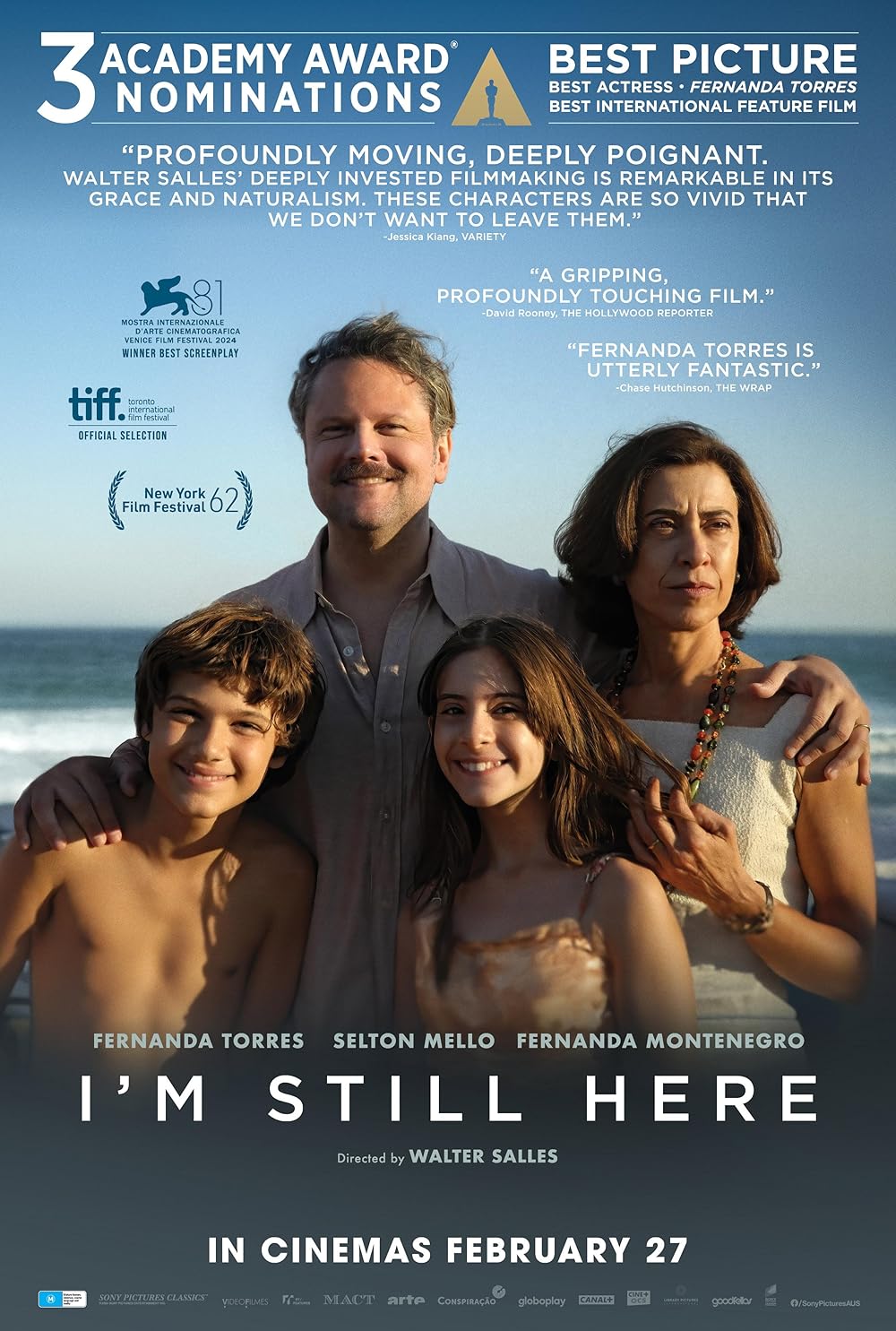 هنوز اینجا هستم