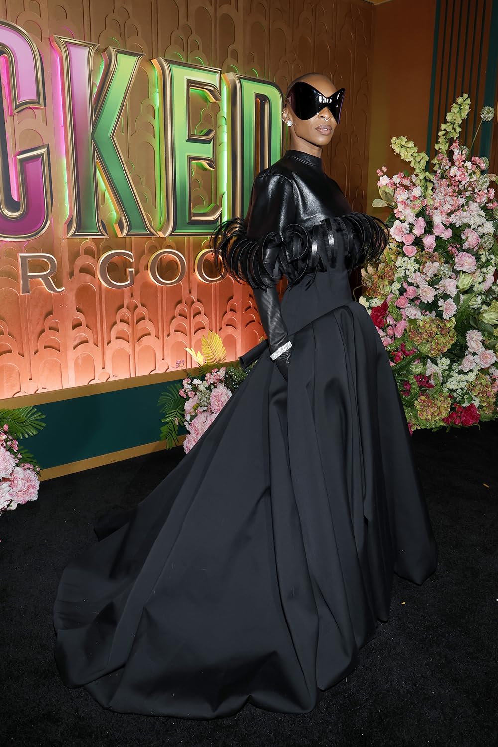 شرور: برای خوبی