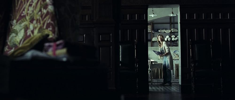 یتیم‌ خانه