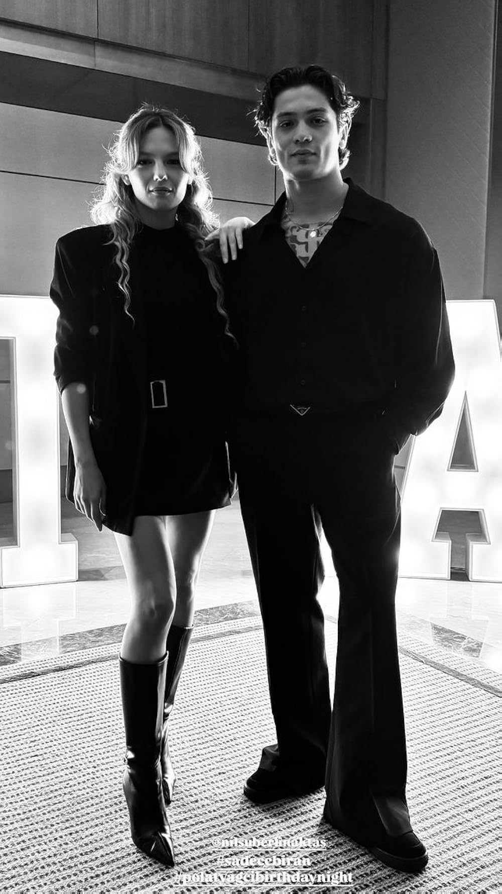 عشق فقط یک لحظه است