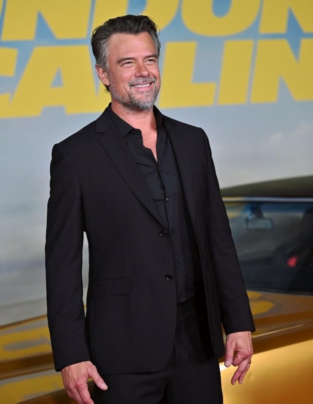 لندن فرا می خواند