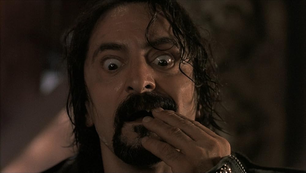 از گرگ‌ و میش تا سحر