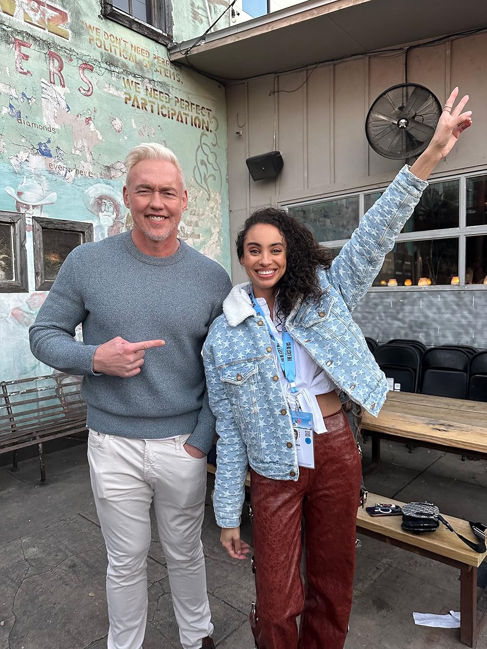 دلقک در مزرعه ذرت