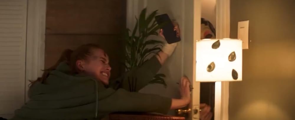 غریبه ها بخش ۲