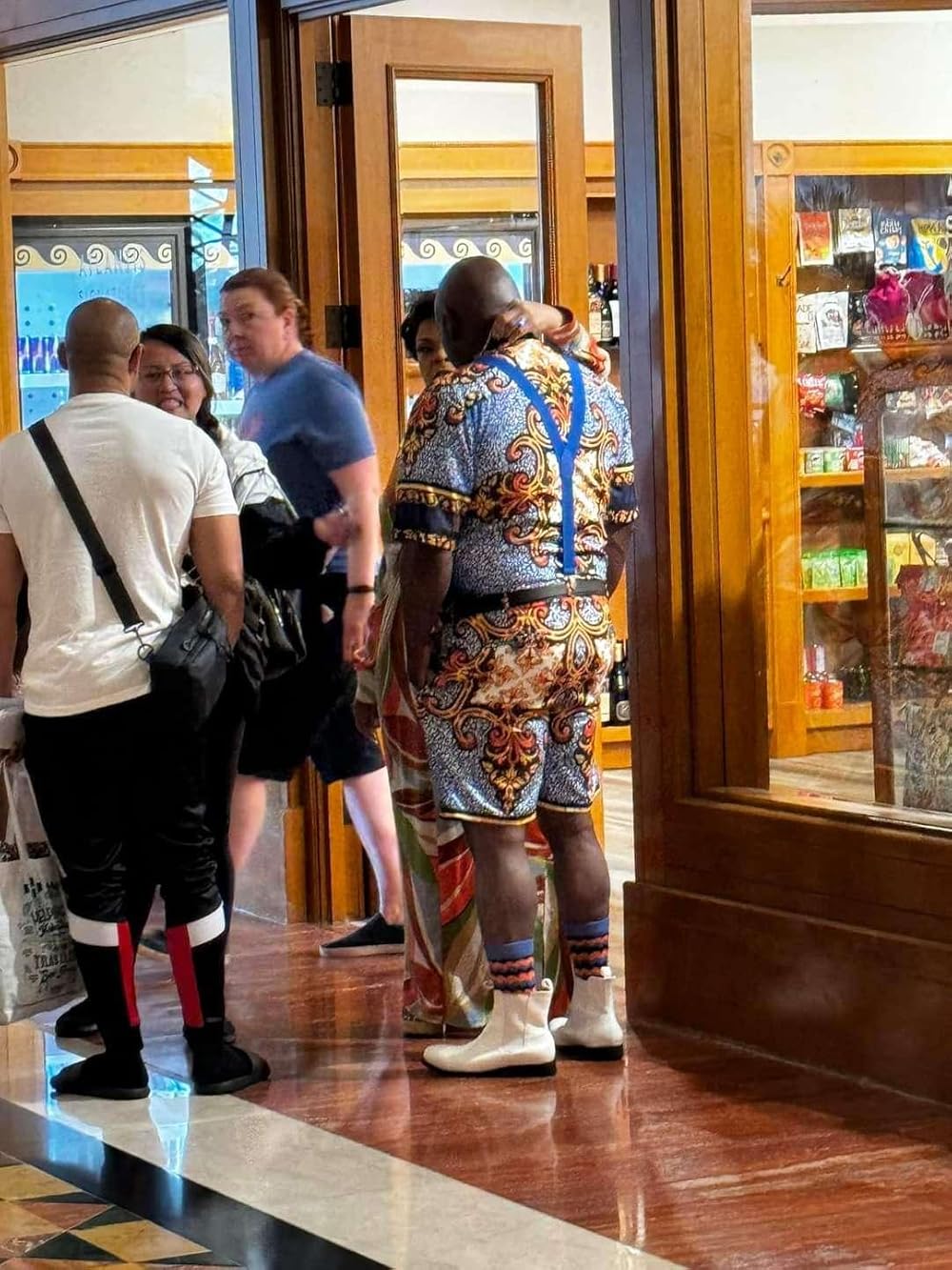 مِیدیا راهی عروسی می‌شود